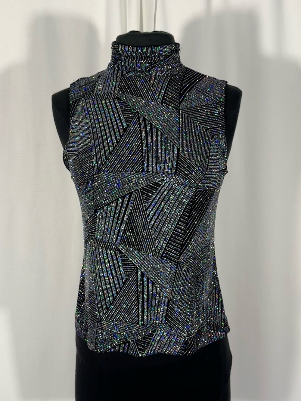 Vintage Ronni Nicole Metallic Mock Neck Sleeveless Top